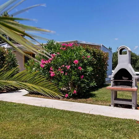 Holiday home Classy Mobile In With Garden *
