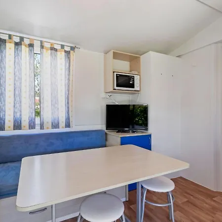 Classy Mobile In With Garden Holiday home