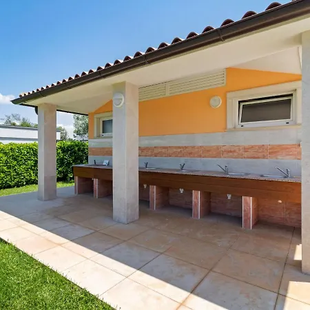 Holiday home Classy Mobile In With Garden *