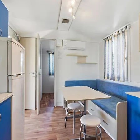 Дом отдыха Mobile In Near Centinera